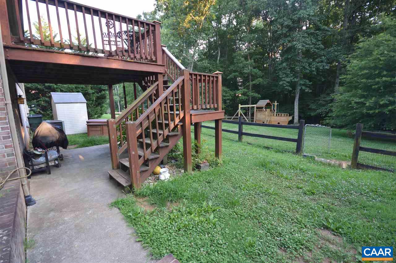 389 Morning Glory Road Ruckersville, VA 22968 - Photo 19 of 34 a view of a deck with a backyard