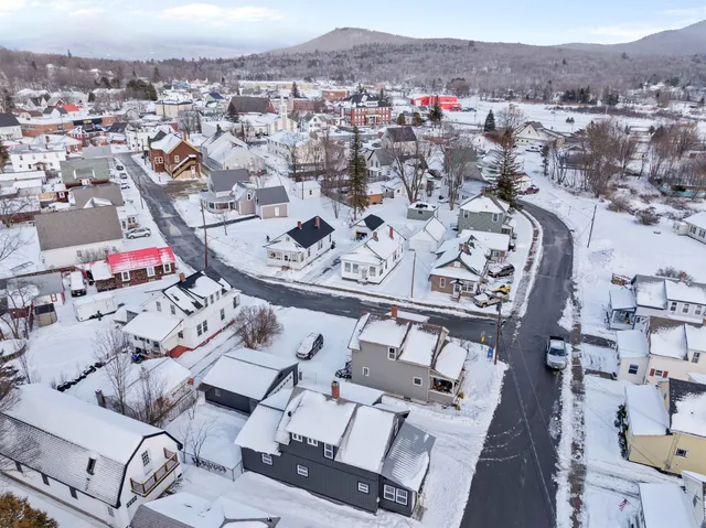 $240,000 | 14 Odell Park, Northumberland, NH 03582