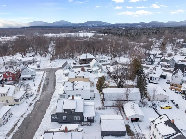 $240,000 | 14 Odell Park, Northumberland, NH 03582