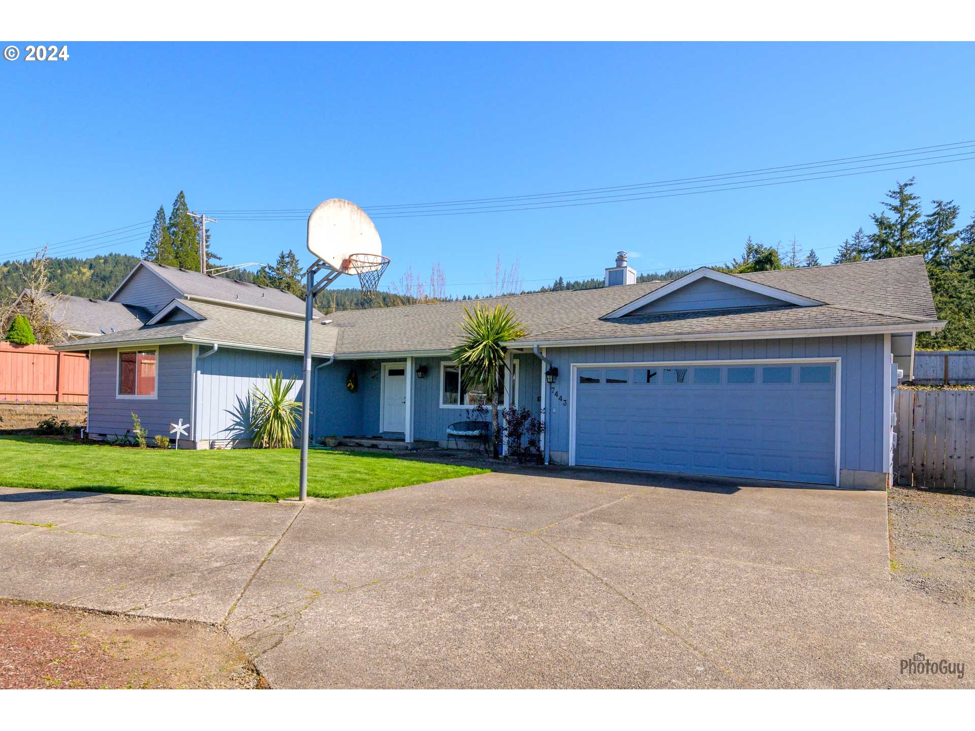 7443 A Street Springfield, OR 97478 - Photo 1 of 31 Gallery Image 1