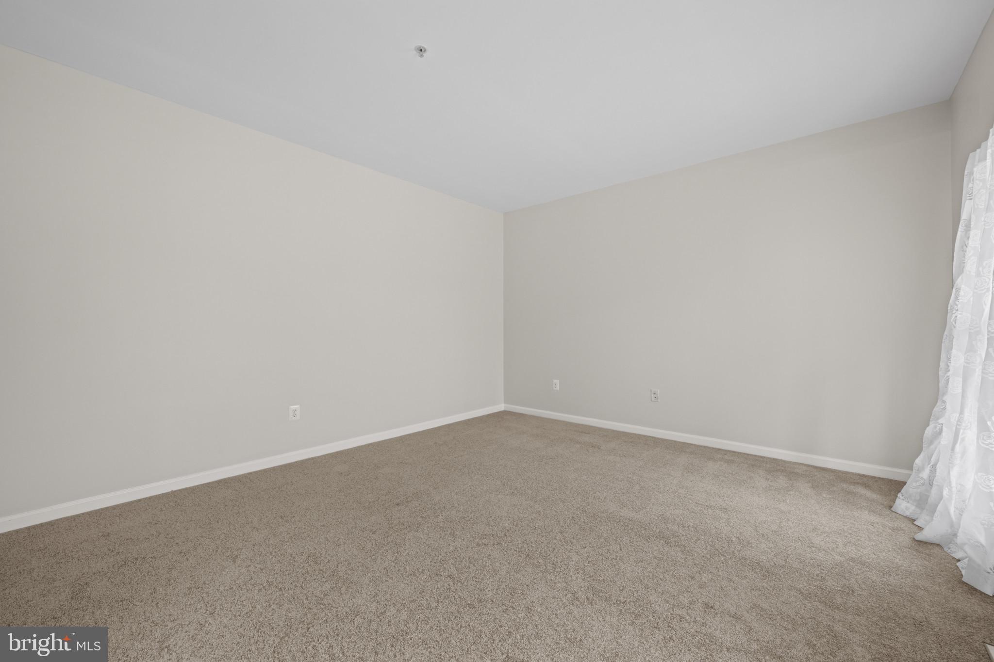 5510 Doubs Road Adamstown, MD 21710 - Photo 5 of 36 Living Room/Home Office