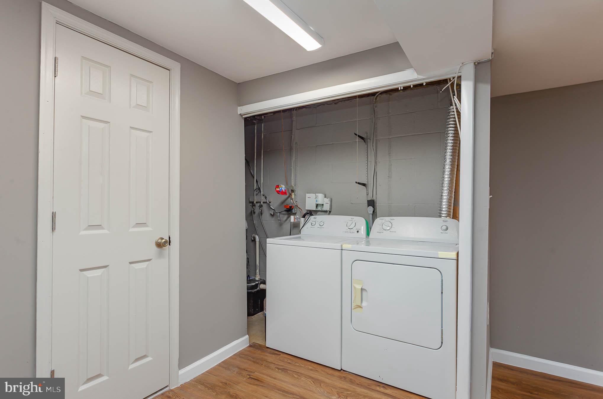 9662 Baron Place, Unit 9662 Rosedale, MD 21237 - Photo 27 of 35 Laundry area