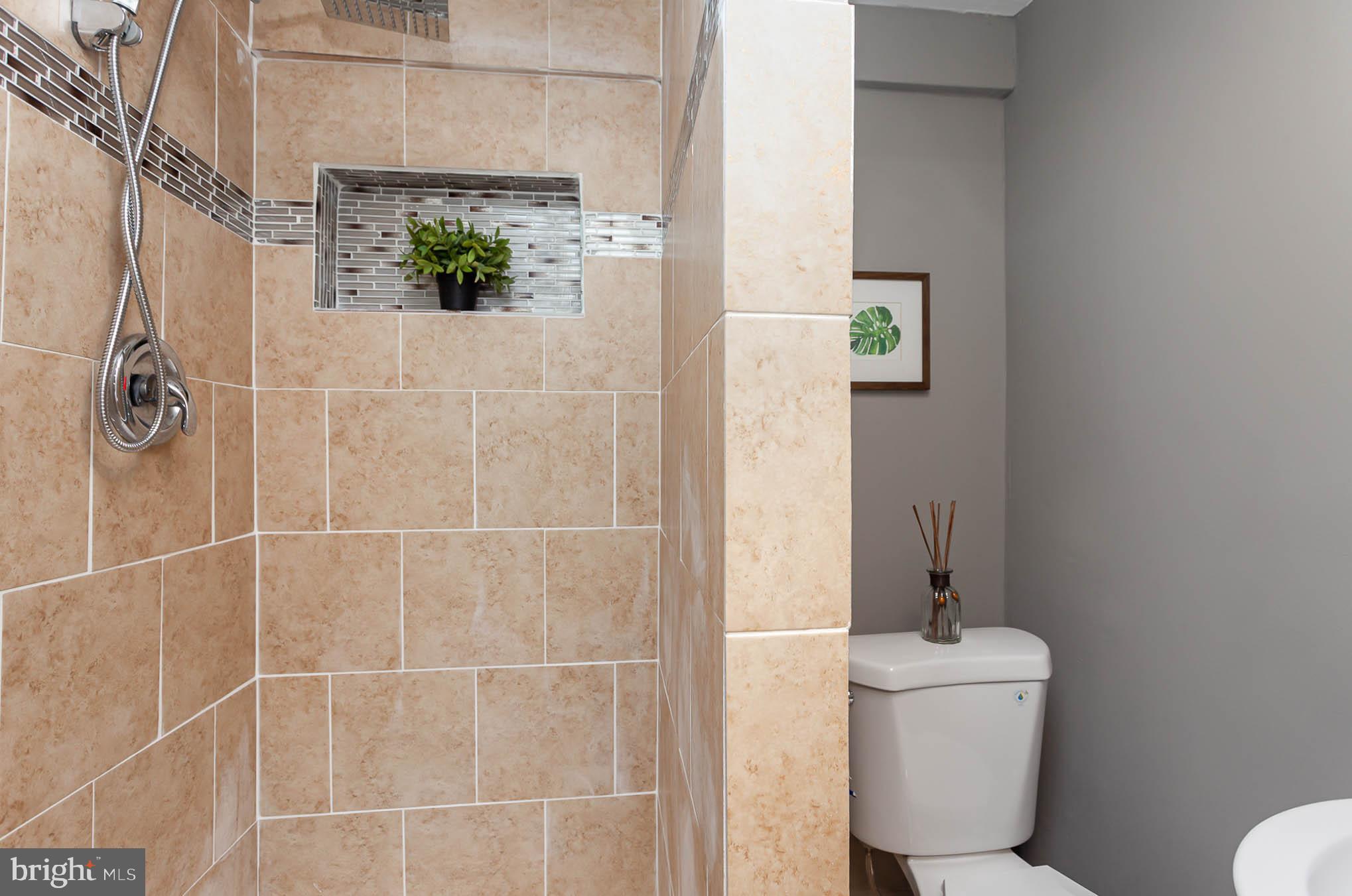 9662 Baron Place, Unit 9662 Rosedale, MD 21237 - Photo 29 of 35 Basement Full Bath