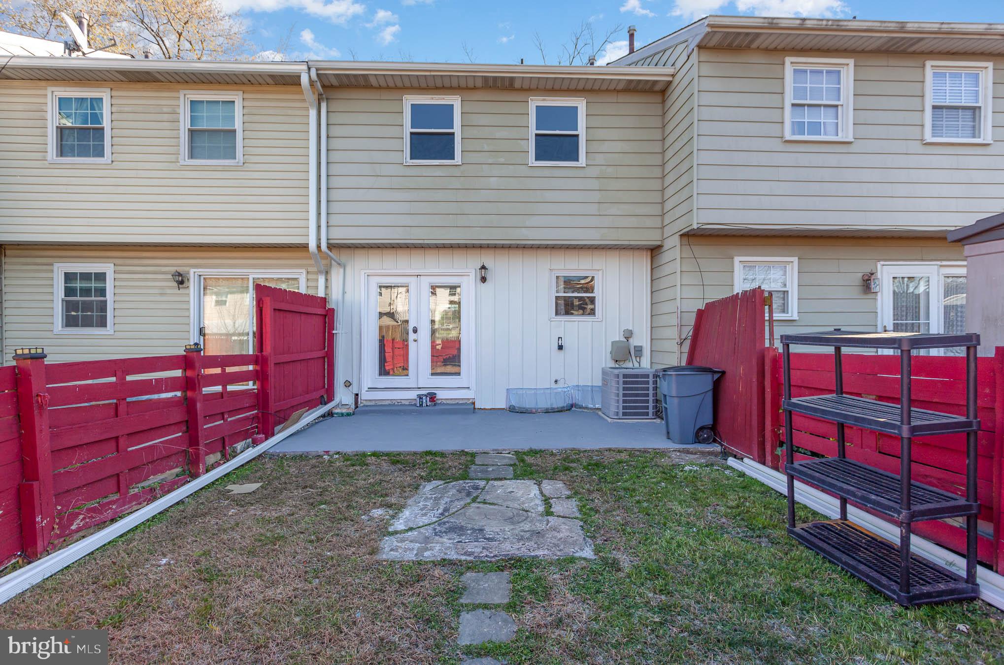 9662 Baron Place, Unit 9662 Rosedale, MD 21237 - Photo 31 of 35 Patio off Kitchen