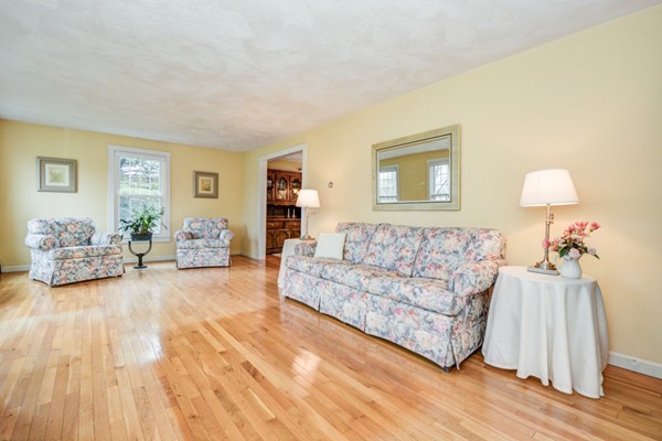 43 Robert Road Stow, MA 01775 - Photo 4 of 22 a living room with furniture and a couch
