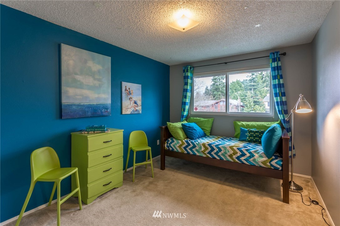 18655 110th Place Southeast Renton, WA 98055 - Photo 12 of 20