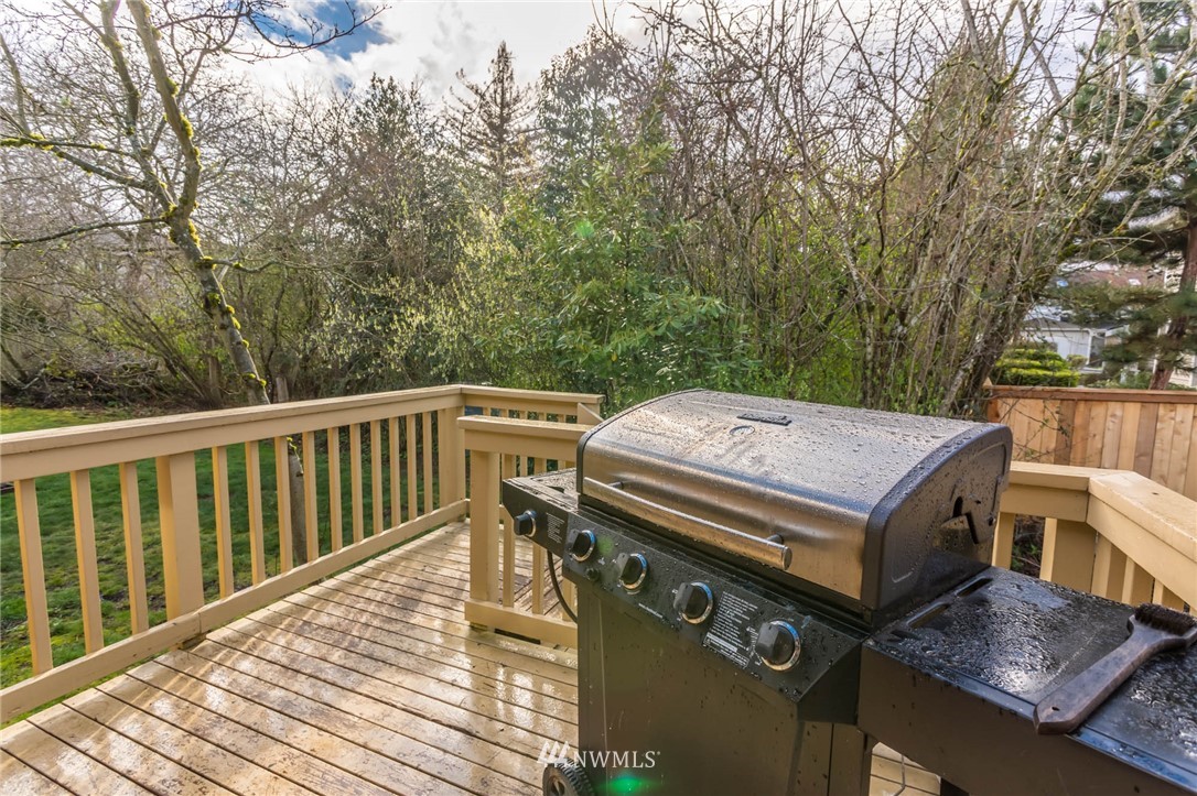 18655 110th Place Southeast Renton, WA 98055 - Photo 17 of 20