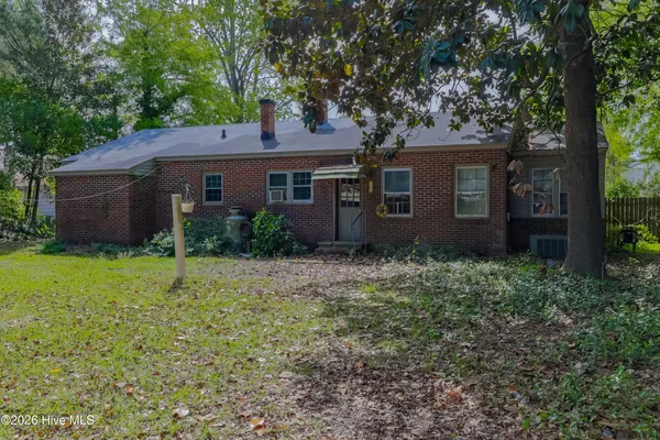 $125,000 | 221 East Main Street, Rose Hill, NC 28458
