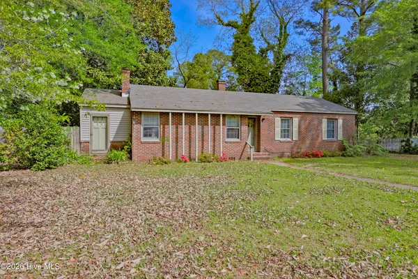 $125,000 | 221 East Main Street, Rose Hill, NC 28458