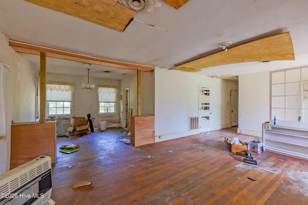 $125,000 | 221 East Main Street, Rose Hill, NC 28458