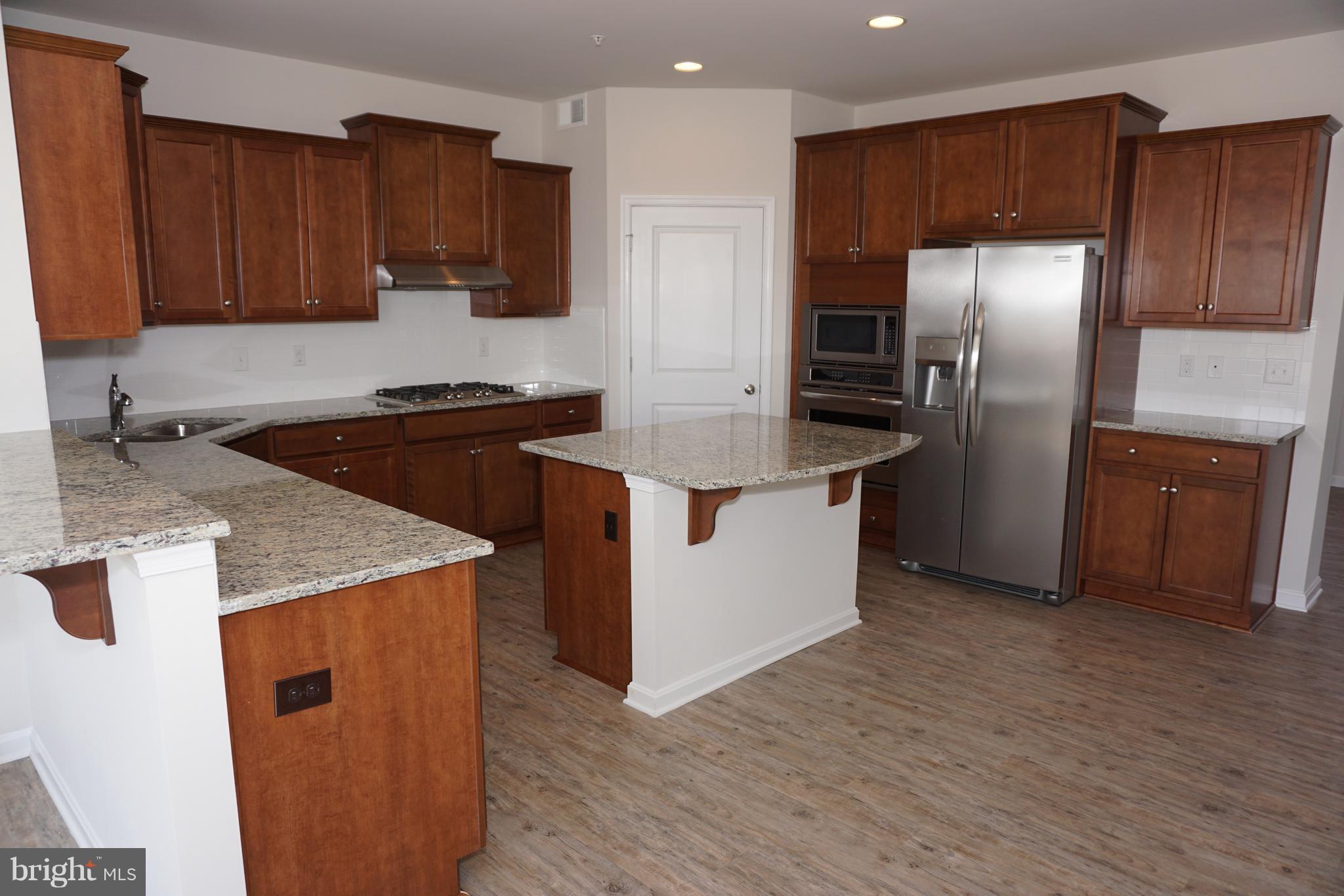 675 Stonegate Road Westminster, MD 21157 - Photo 7 of 30 Kitchen