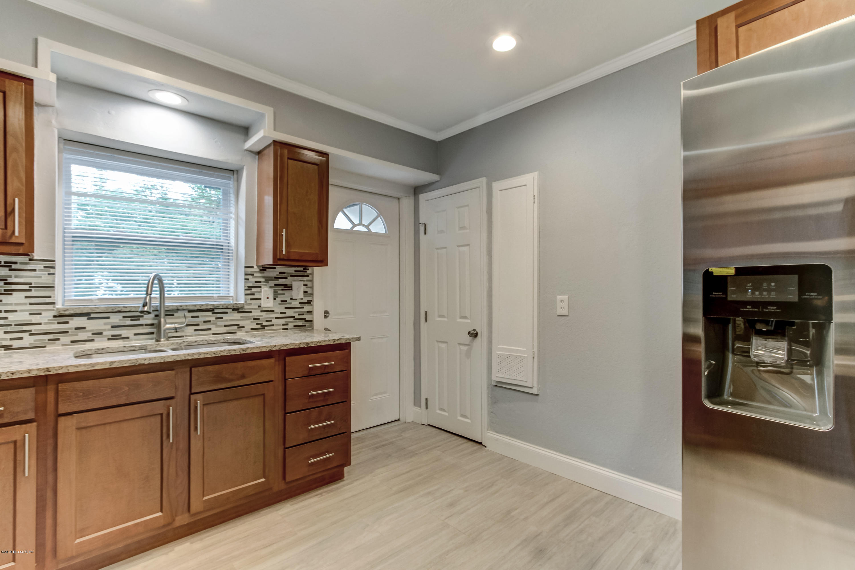 2104 Traymore Road Jacksonville, FL 32207 - Photo 20 of 31 Kitchen