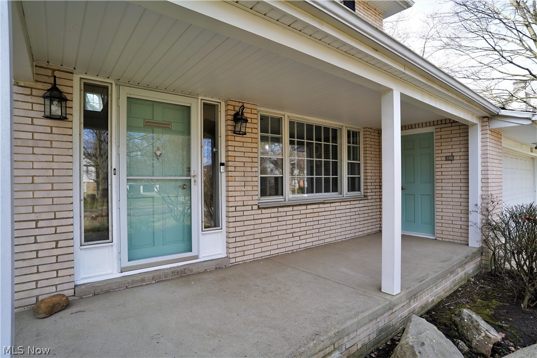 16506 Fernway Road Cleveland, OH 44120 - Photo 12 of 31 Gallery Image 12
