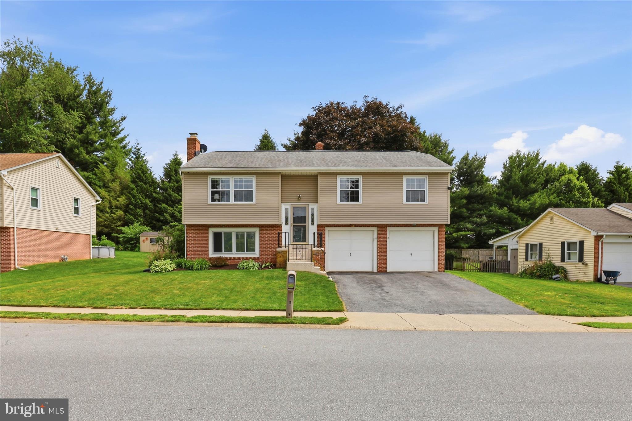 520 Wallingford Road Lancaster, PA 17601 - Photo 1 of 58