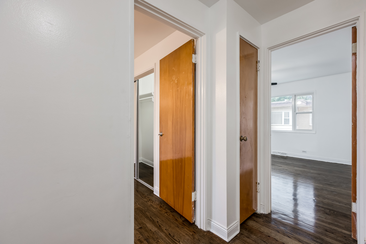 5107 North Springfield Avenue, Unit B Chicago, IL 60625 - Photo 12 of 25 a view of a bathroom with wooden floor and front door