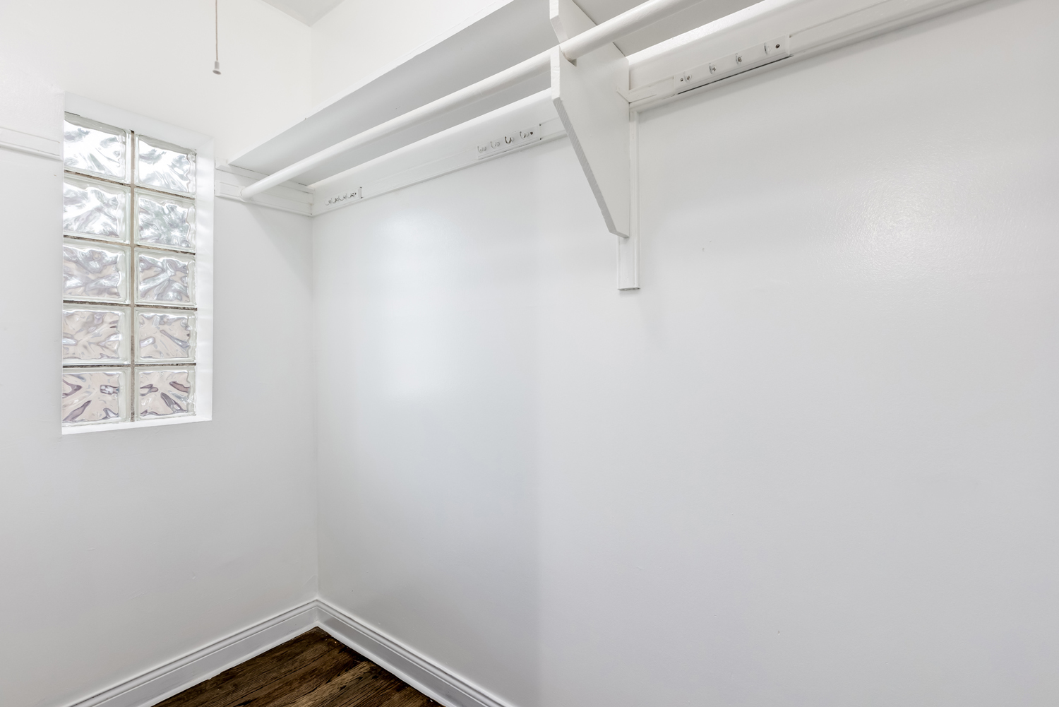 5107 North Springfield Avenue, Unit B Chicago, IL 60625 - Photo 16 of 25 a view of a small space with window