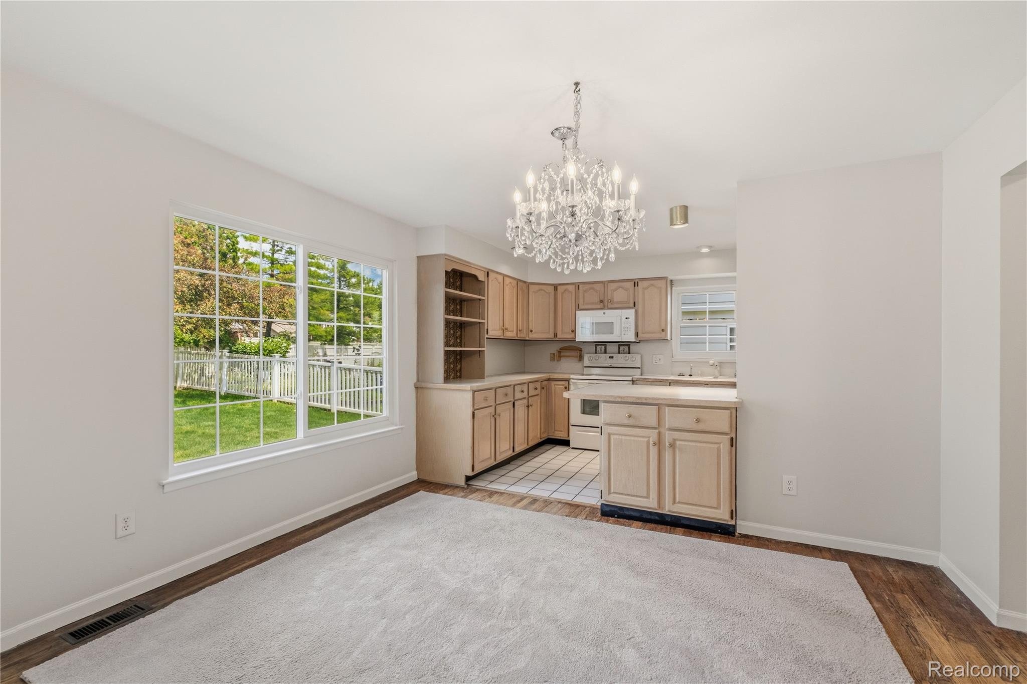 42352 Park Ridge Road Novi, MI 48375 - Photo 8 of 40 42352 Park Ridge0029.jpg