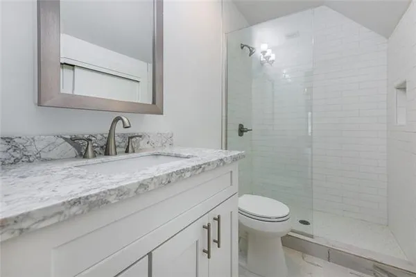 $2,700 | 920 South Carrollton Avenue, Unit K, New Orleans, LA 70118