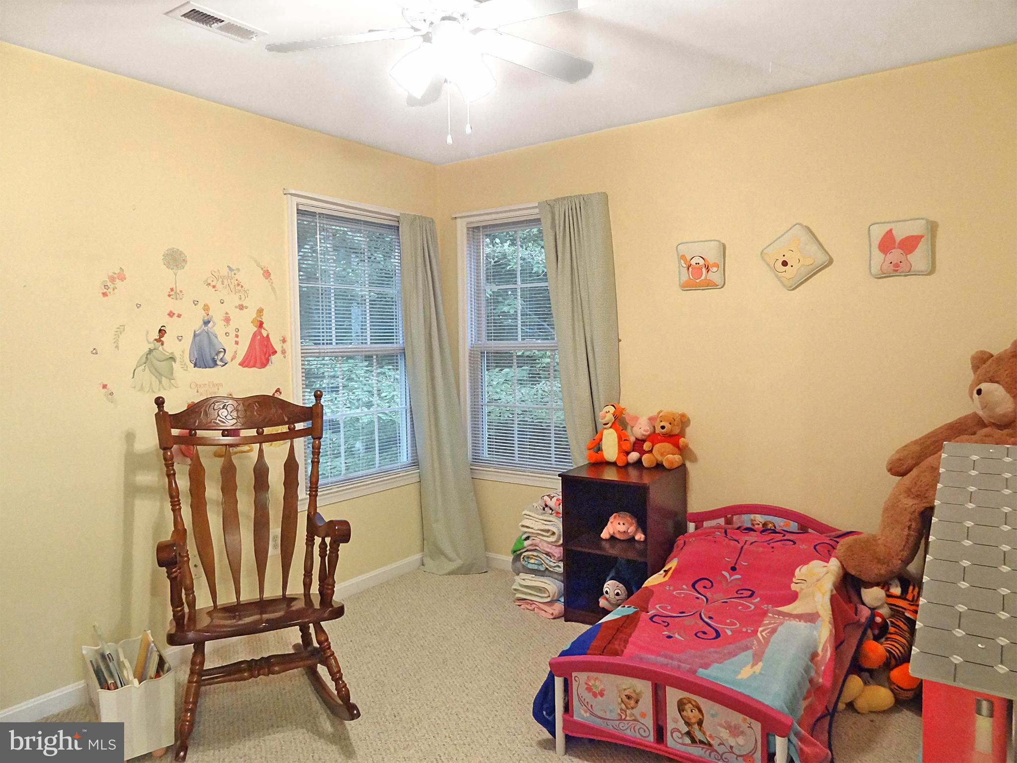 3620 Calvert Street Edgewater, MD 21037 - Photo 21 of 30 4 BEDROOMS UPSTAIRS