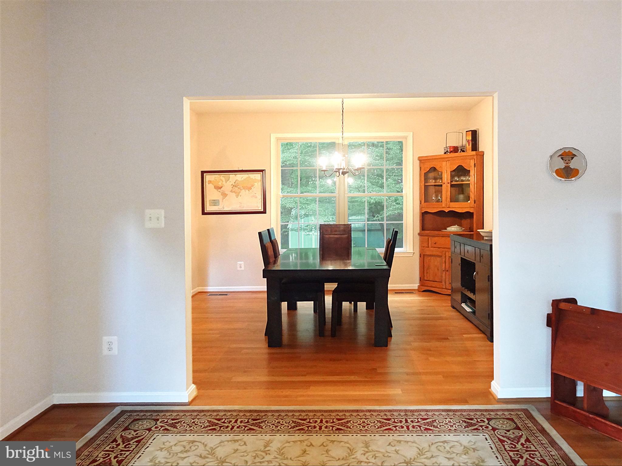 3620 Calvert Street Edgewater, MD 21037 - Photo 5 of 30 4'' OAK HARDWOODS ON ENTIRE 1ST FLOOR