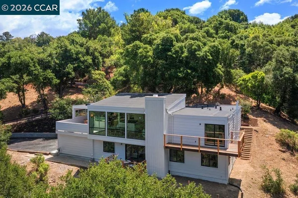 $2,595,000 | 16 Sunnyside Court, Orinda, CA 94563