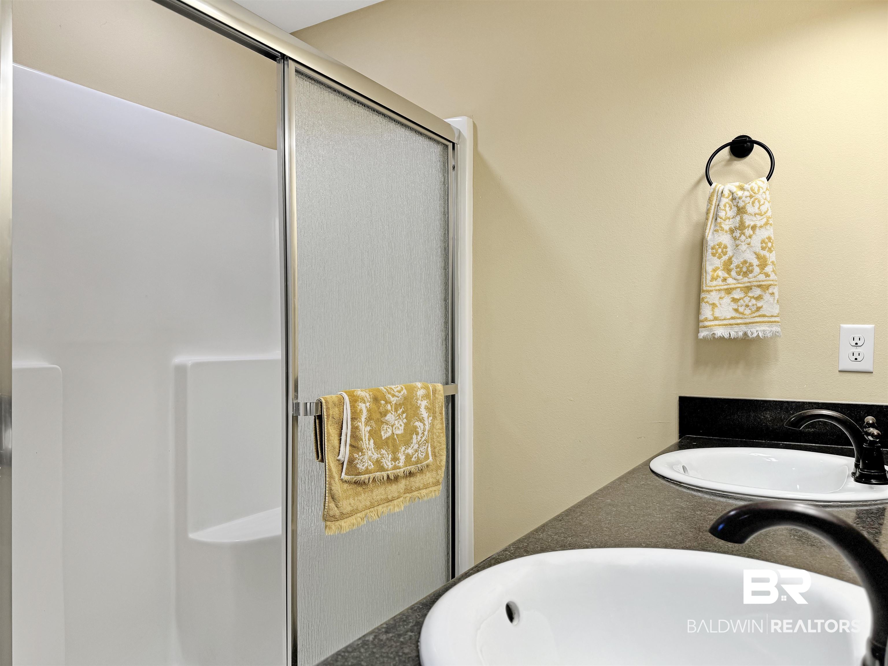 30687 Brady Road Robertsdale, AL 36567 - Photo 23 of 53 Primary Bathroom