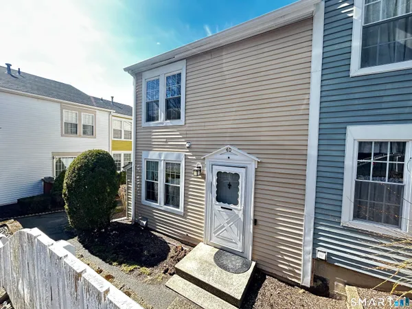 $330,000 | 97-99 Park Avenue, Unit 40, Danbury, CT 06810