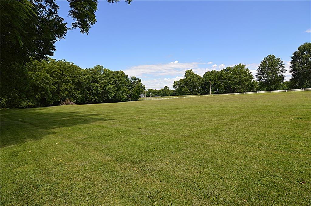 13905 Leavenworth Road Basehor, KS 66007 - Photo 37 of 39