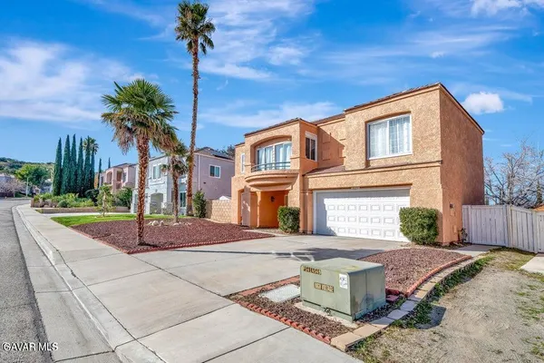 $3,095 | 2611 Redington Street, Palmdale, CA 93551