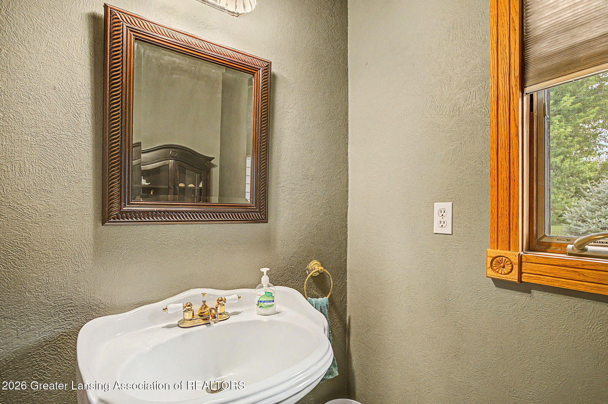 2068 Hubbard Road Charlotte, MI 48813 - Photo 26 of 59 23-web-or-mls-CQ1A7718