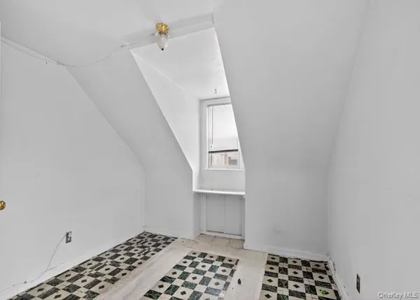 $657,200 | 271 Ivy Street, West Hempstead, NY 11552
