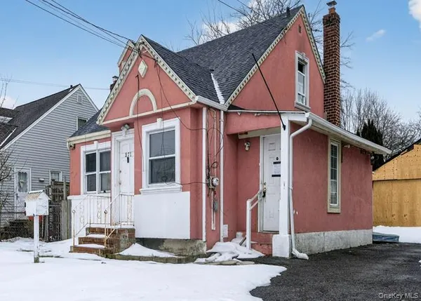 $657,200 | 271 Ivy Street, West Hempstead, NY 11552