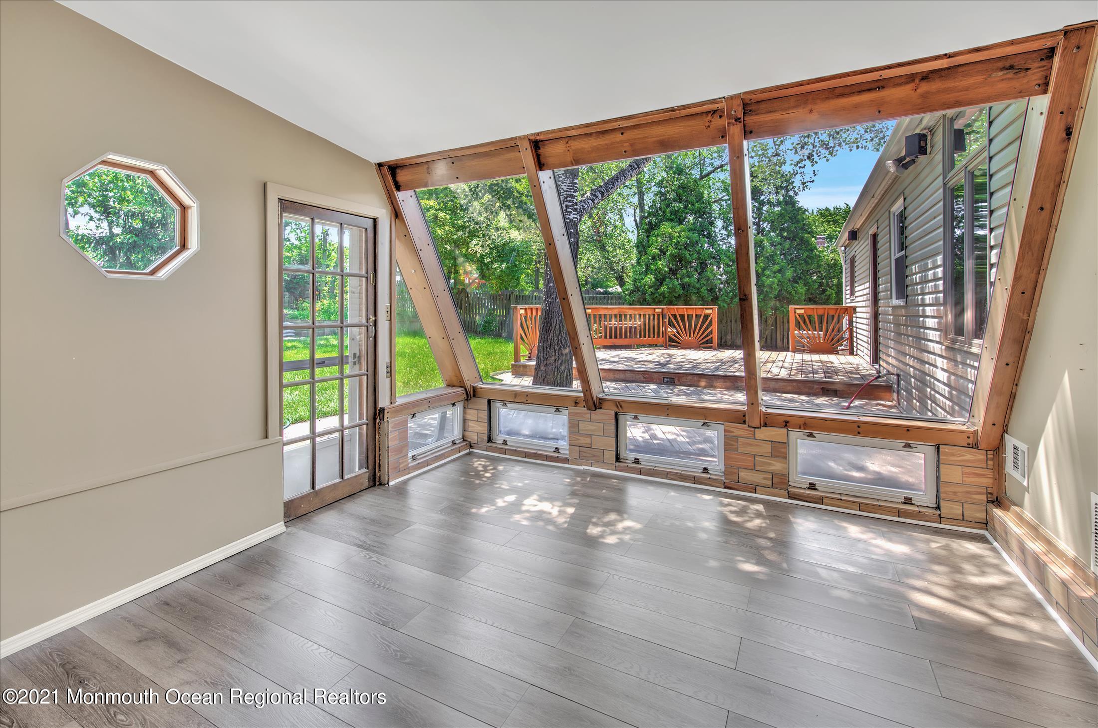 127 Stephan Road Brick, NJ 08724 - Photo 28 of 38 SUN ROOM (7) (1)