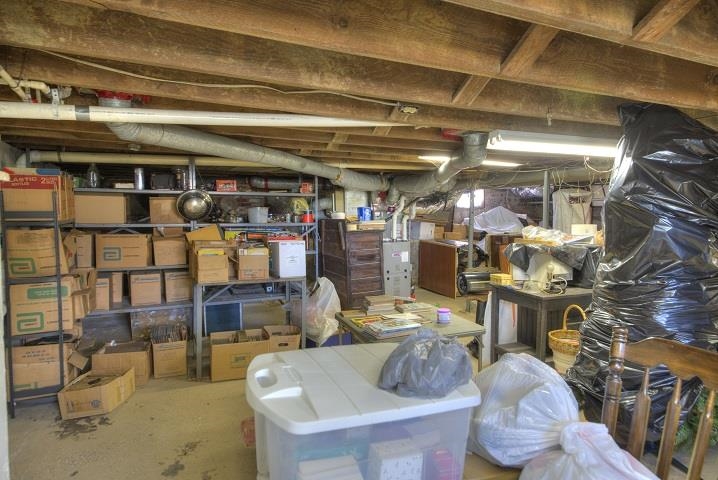 1310 New Hope Road Staunton, VA 24401 - Photo 24 of 62 a view of store room with furniture