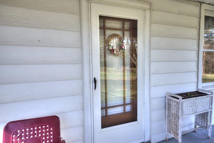 1310 New Hope Road Staunton, VA 24401 - Photo 3 of 62 a glass door with a glass door and shower