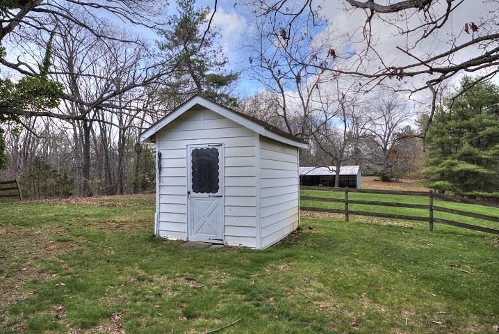 1310 New Hope Road Staunton, VA 24401 - Photo 38 of 62 a front view of a house with a garden