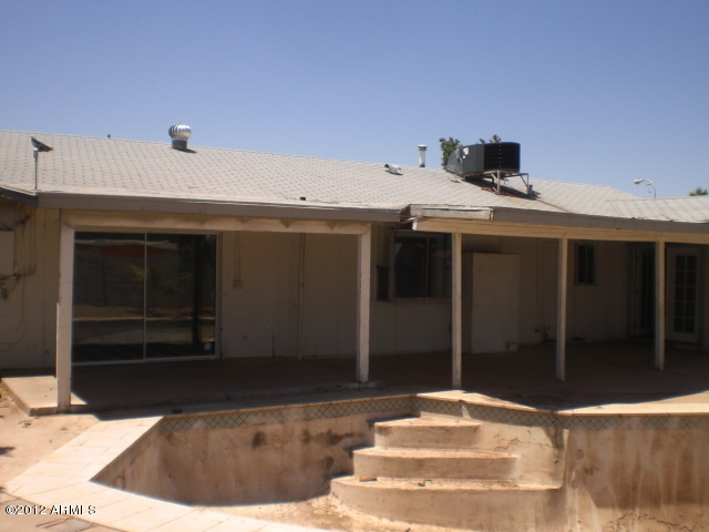 8620 West Piccadilly Road Phoenix, AZ 85037 - Photo 23 of 24 021-618209 rear left