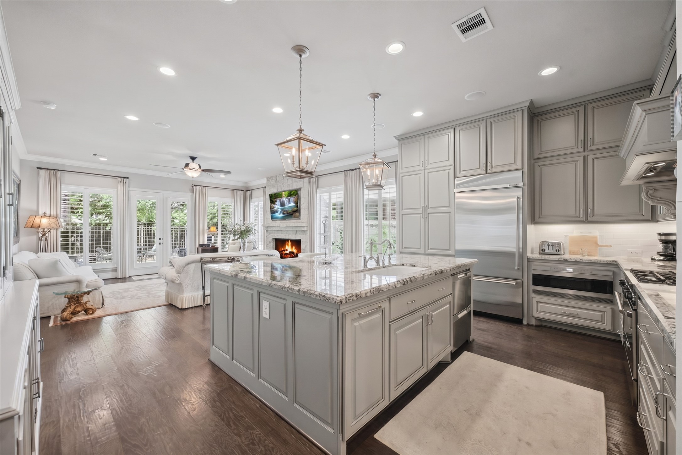 8897 Van Allen Drive Spring, TX 77381 - Photo 7 of 21 Gallery Image 7
