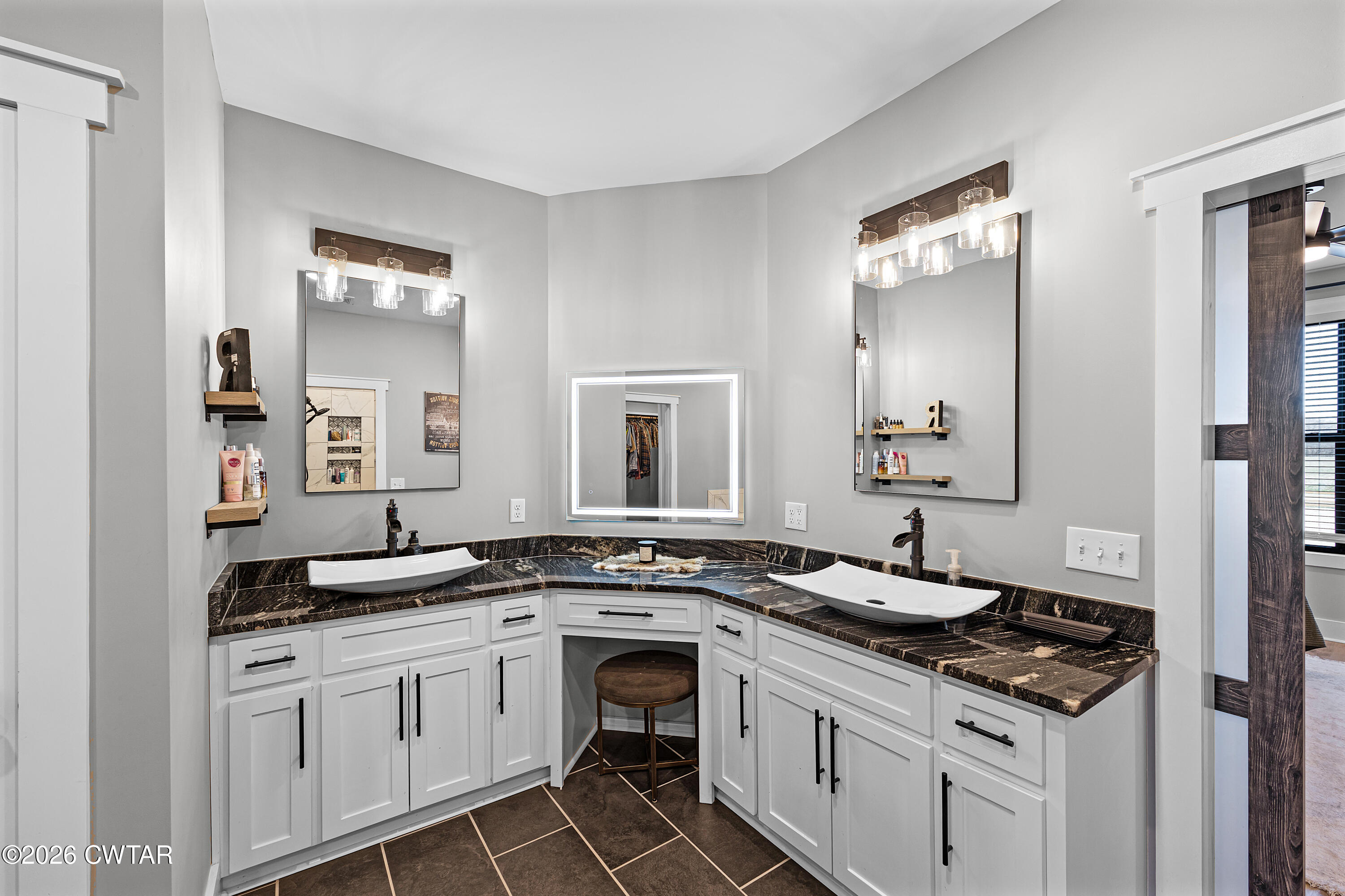 1052 Dade Ellington Road Humboldt, TN 38343 - Photo 12 of 39 EN4A7170