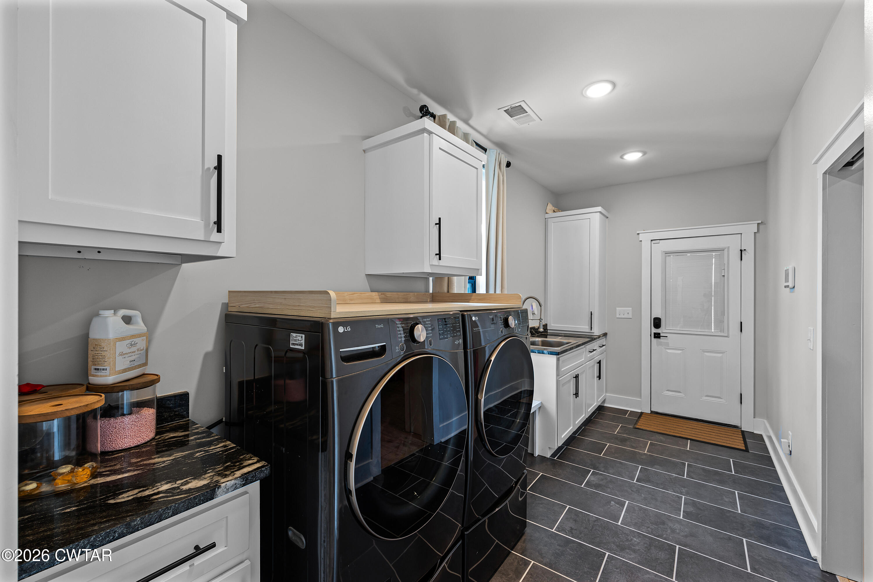 1052 Dade Ellington Road Humboldt, TN 38343 - Photo 19 of 39 EN4A7145