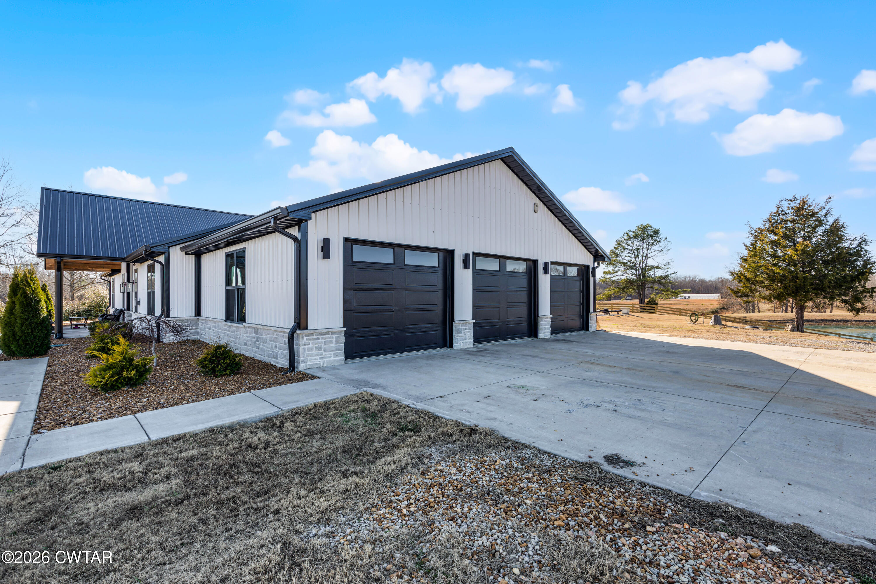 1052 Dade Ellington Road Humboldt, TN 38343 - Photo 24 of 39 EN4A7083