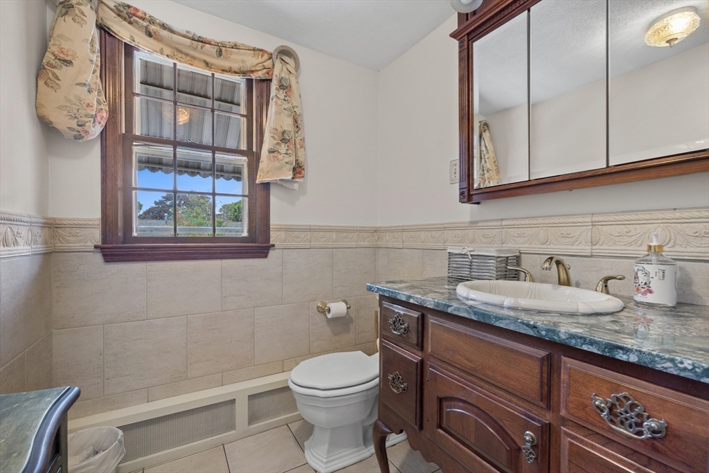3 Regis Road Medford, MA 02155 - Photo 16 of 36