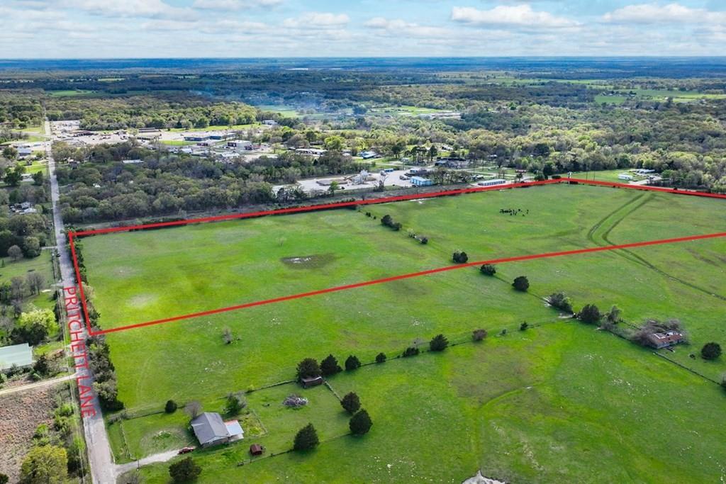 0 St Highway Kemp, TX 75143 - Photo 3 of 16 a view of a city