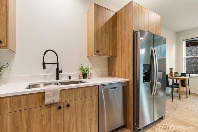 $549,900 | 4235 Ambrosia Lane, Bellingham, WA 98226