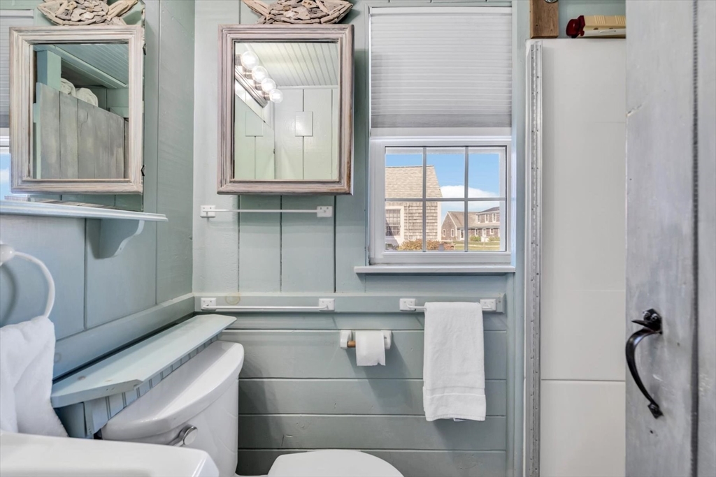 12 Van Duzer Road, Unit 8 Barnstable, MA 02675 - Photo 18 of 40