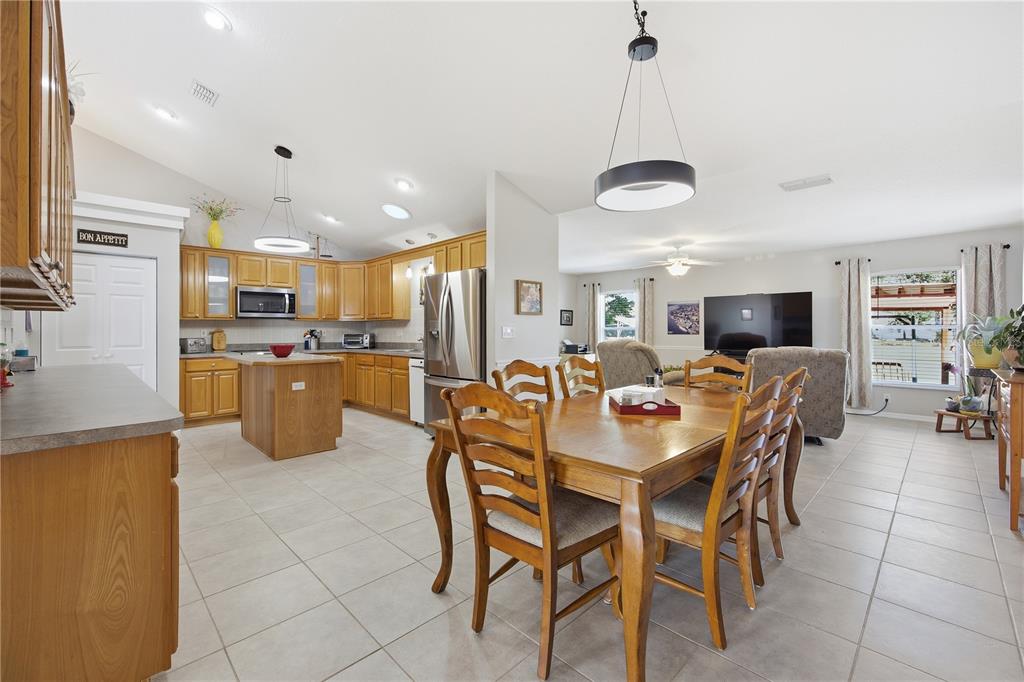 10171 Southwest 45th Avenue Ocala, FL 34476 - Photo 12 of 38