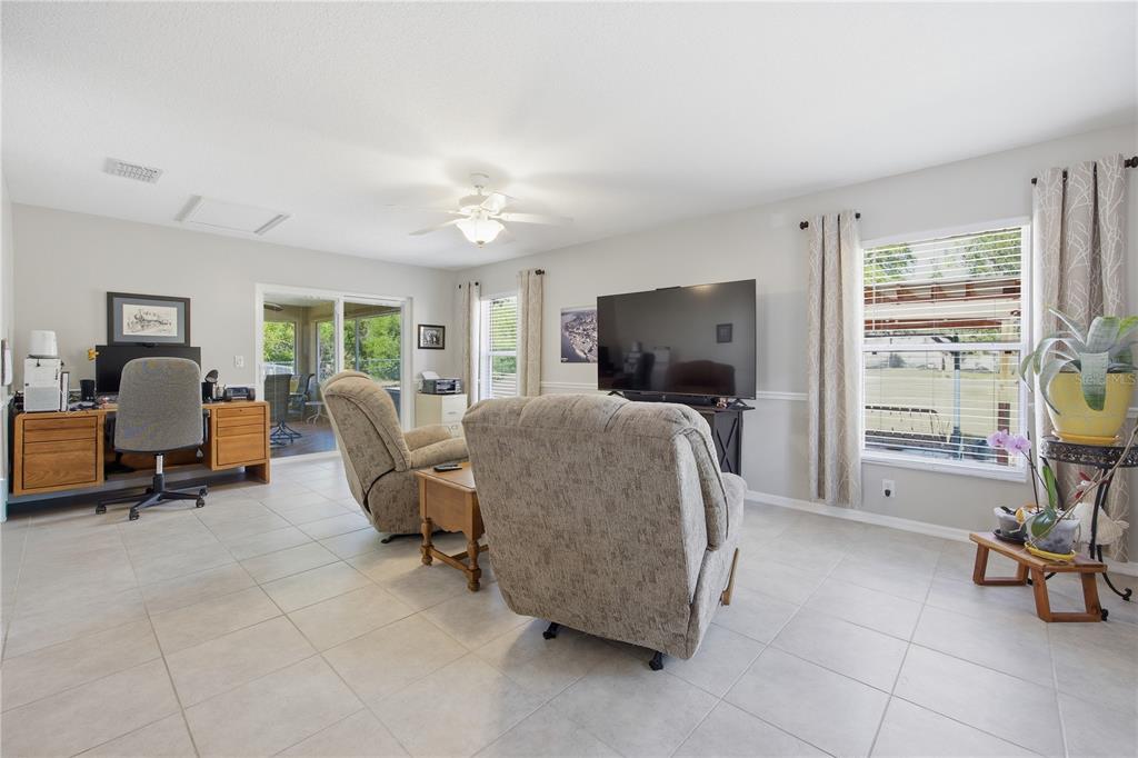 10171 Southwest 45th Avenue Ocala, FL 34476 - Photo 14 of 38