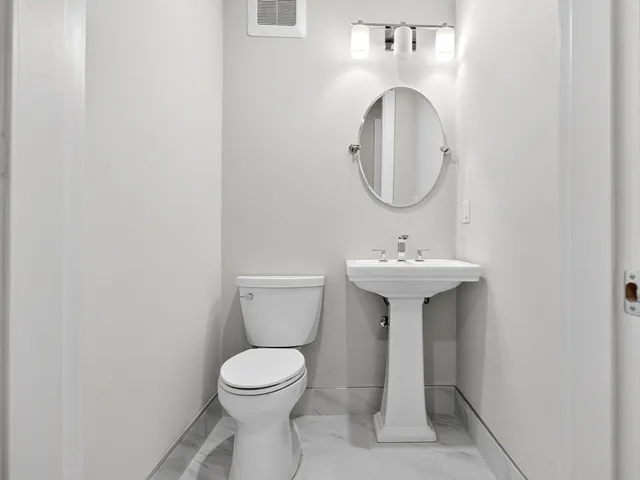 $7,500 | 551 East 7th Street, Unit 1, Boston, MA 02127