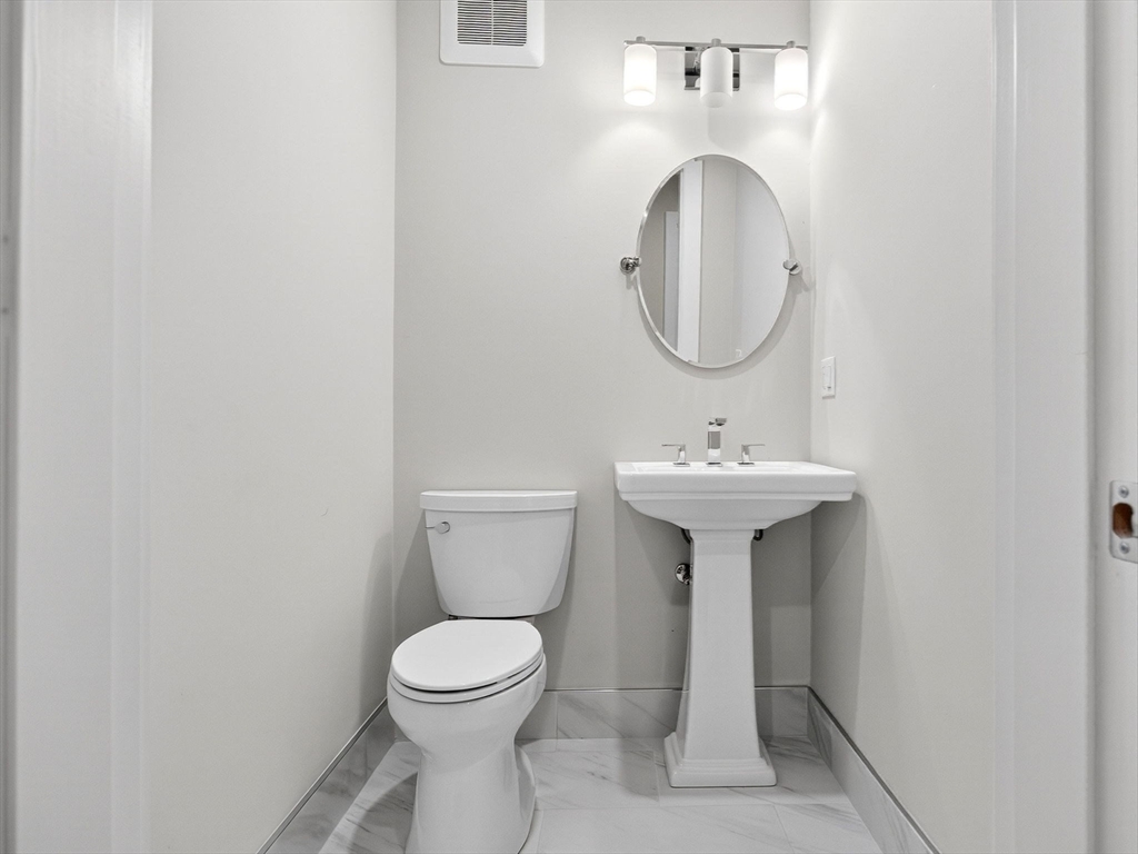 551 East 7th Street, Unit 1 Boston, MA 02127 - Photo 11 of 28