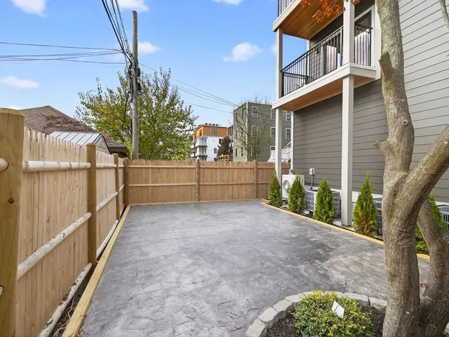 $7,500 | 551 East 7th Street, Unit 1, Boston, MA 02127